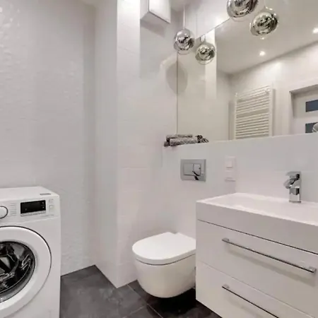 Golden Apartments&glamping-dg10 Apartment Gdansk